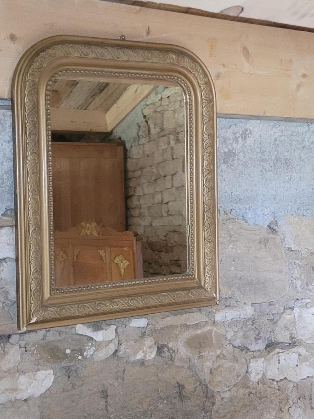 Nuit Insolite, Chambre Au Dessus D'Une Etable La Chapelle-Themer Екстериор снимка